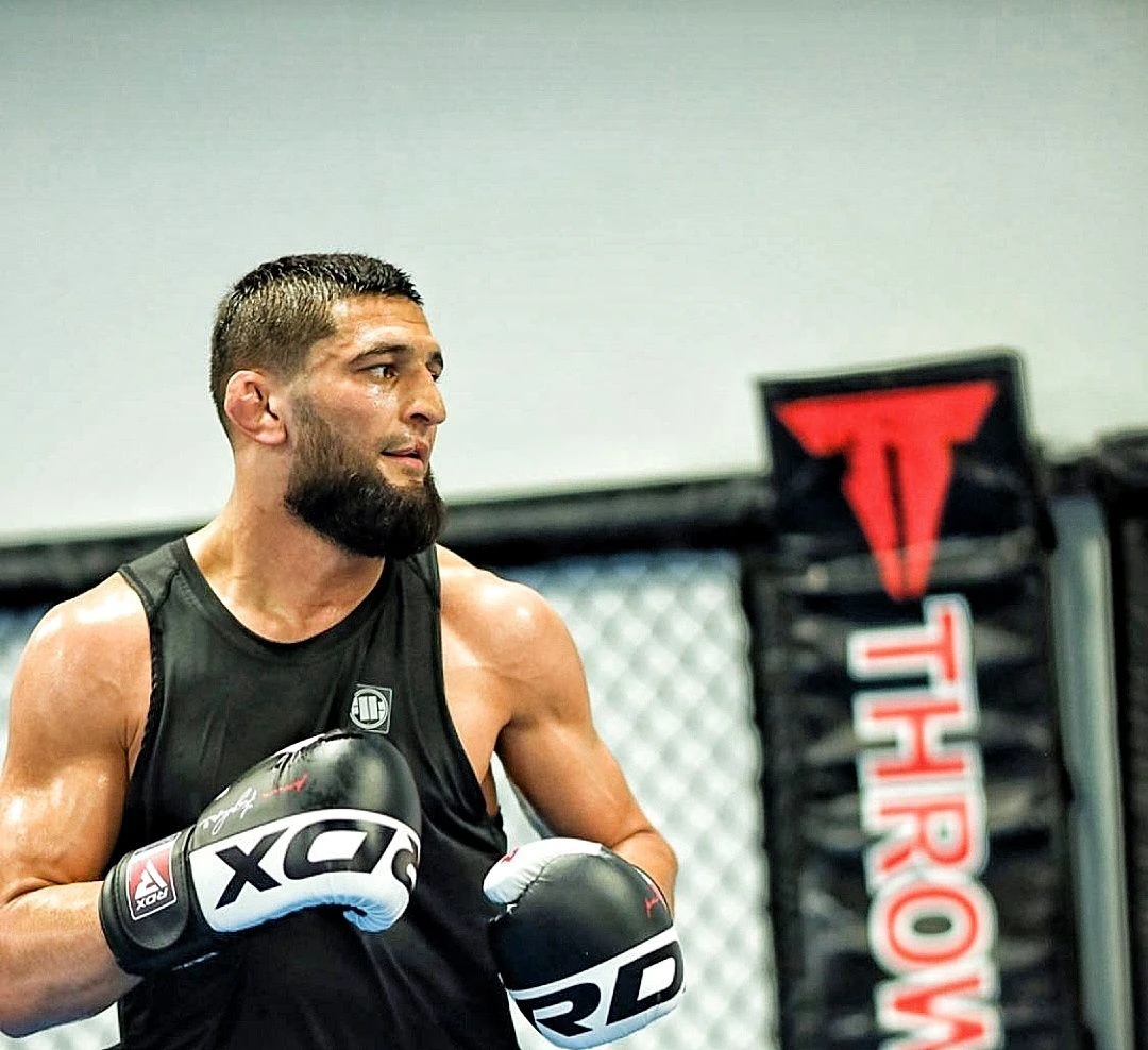 RDX SPORTS RDX S4 Boxing Sparring Gloves Hook & Loop Black / White 4 RDX SPORTS RDX S4 Boxing Sparring Gloves Hook & Loop Black / White - Image 4