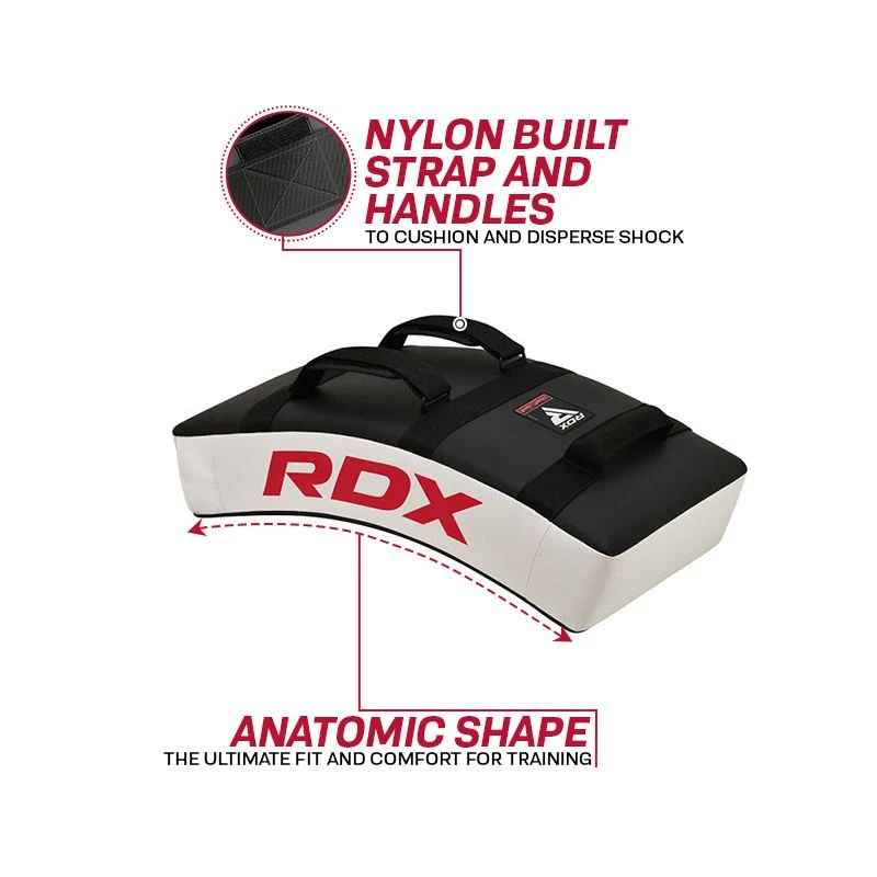 RDX SPORTS RDX T1 Gel Padded Curved Kick Shield With Nylon Handles 3 RDX SPORTS RDX T1 Gel Padded Curved Kick Shield With Nylon Handles - Image 3
